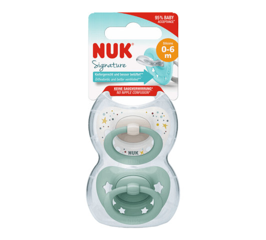 NUK Schnuller 2er Set: Zwei Schnuller im Set für Babys, um Trost zu spenden und den natürlichen Saugreflex zu unterstützen.